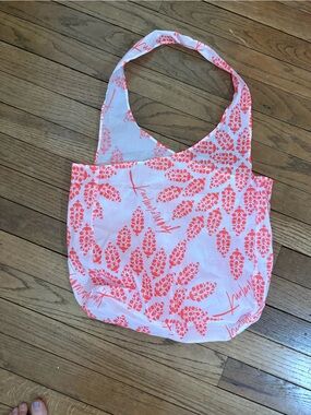 Free People FP Movement Reusable Tote Bag Coral Pink Floral Ripstop Shopper